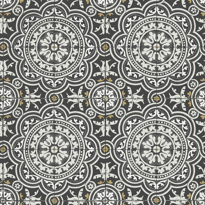 Piccadilly Grey & Metallic Gold On Black by Cole & Son Wallcovering Cole & Son Wallcovering Piccadilly Grey & Metallic Gold On BlackWallcovering COLE & SON SEVILLE NON WOVEN - 100% United Kingdom </p><p>Repeat: H: 20.8, V: 20.8 20.8 - Fabric Carolina -