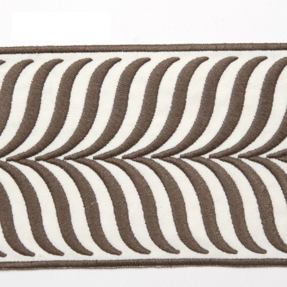 BD109 BORDER 3.375" Fig by RM CoCo Trim Creative Threads 100% Polyester See Sample 0 Horizontal: 0.625 and Vertical: 0 3.375 - Fabric Carolina -