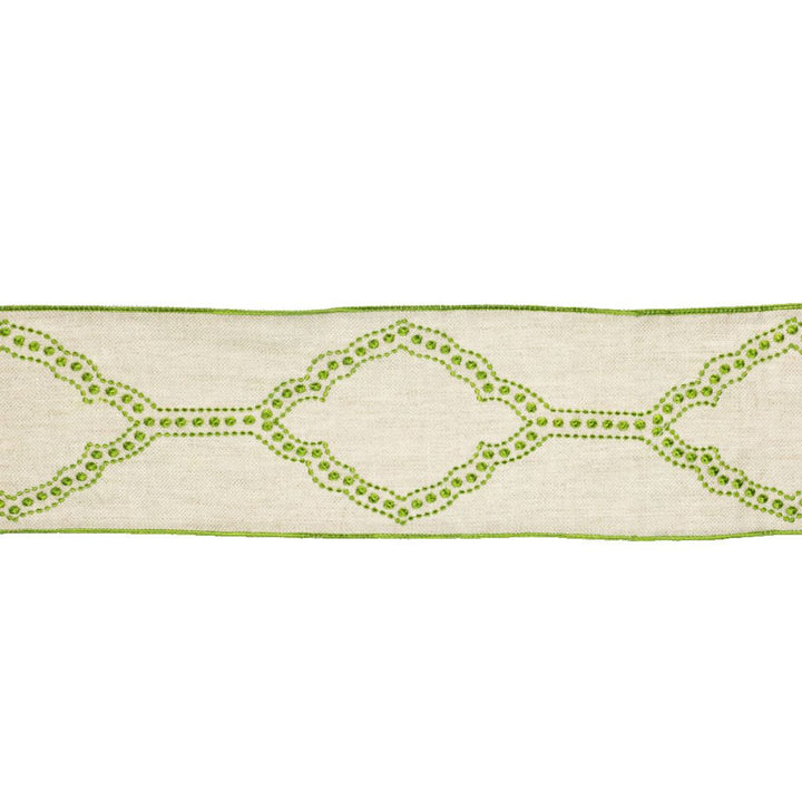 BD112 4.75" Border Kiwi by RM CoCo Trim Artisano Collection Trim Book Base: 100% Linen Embroidery: 100% Rayon See Sample 0 Horizontal: 4.75 and Vertical: 7.85 4.75 - Fabric Carolina -