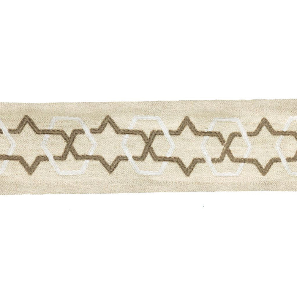 BD116 3" Border Travertine by RM CoCo Trim Artisano Collection Trim Book Base: 100% Linen Embroidery: 100% Polyester See Sample 0 Horizontal: 3 and Vertical: 2.6 3 - Fabric Carolina -