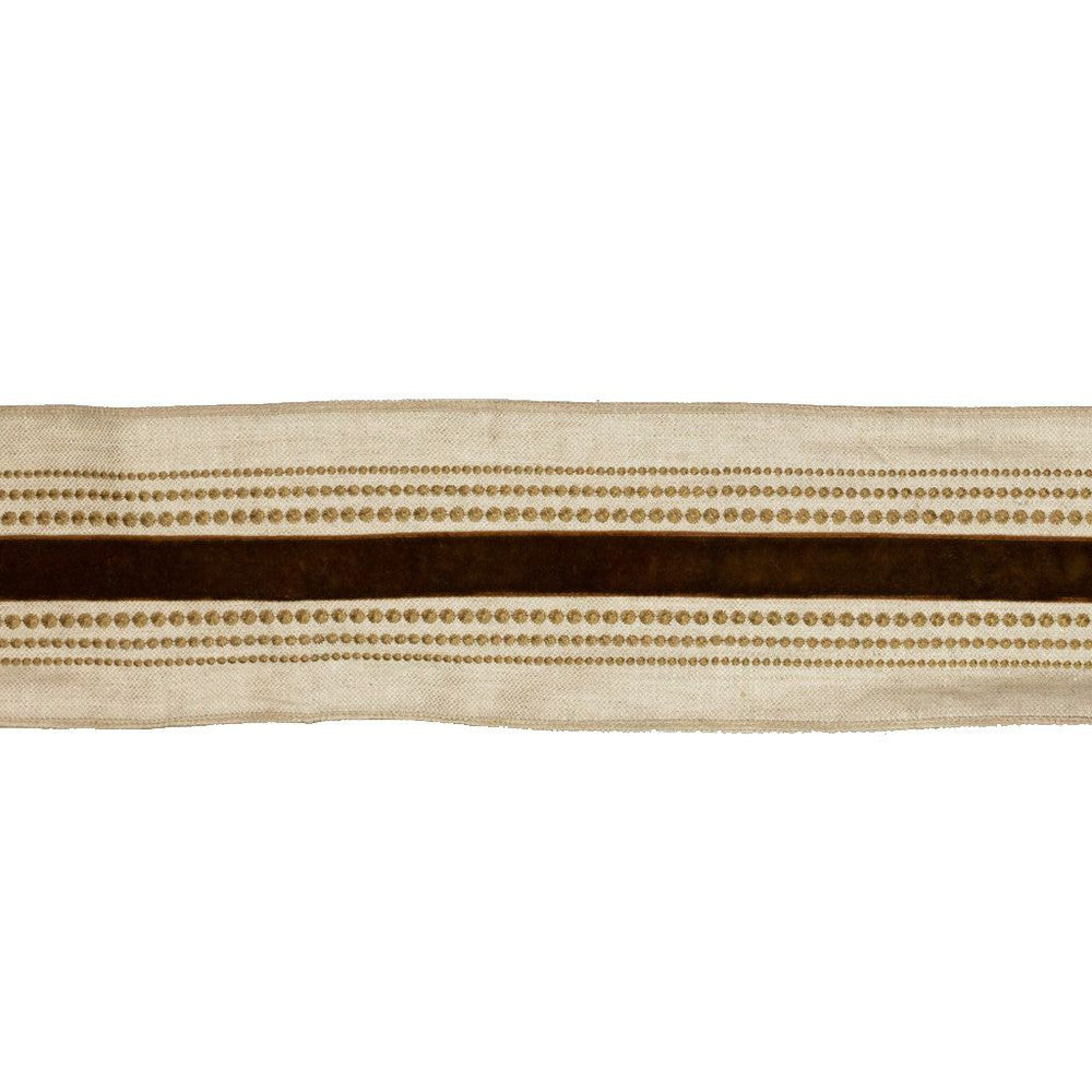 BD117 5" Border Old Gold by RM CoCo Trim Artisano Collection Trim Book Base: 100% Linen Embroidery:100% Rayon See Sample 0 Horizontal: 5 and Vertical: 0 5 - Fabric Carolina -