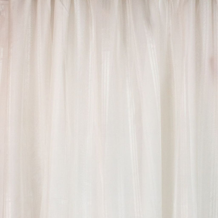 Varner Twinkle by RM CoCo Fabric Sheer Indulgence Regular Book 100% Polyester See Sample 0 Horizontal: 3.661417323 and Vertical: 0 110 - Fabric Carolina -
