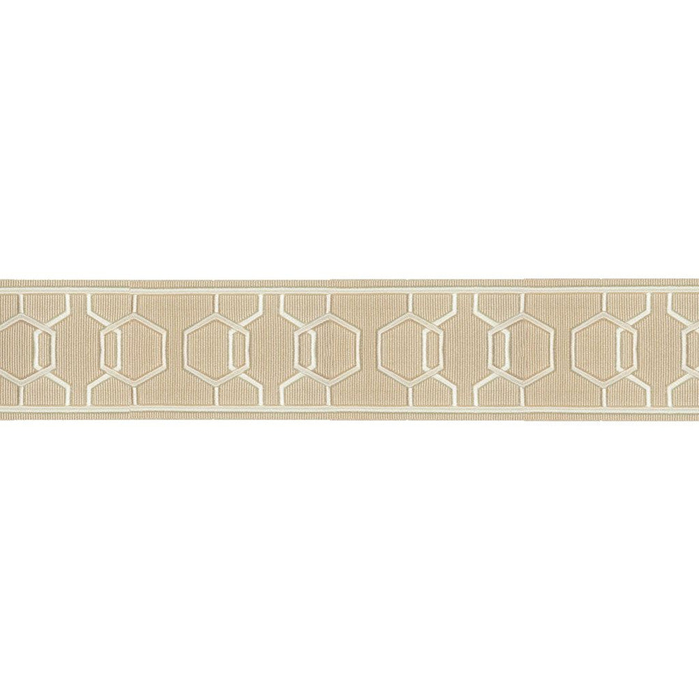 BD110 BORDER 2.875" Ivory by RM CoCo Trim Creative Threads 99% Rayon 1% Polyester See Sample 0 Horizontal: 3.875 and Vertical: 0 2.875 - Fabric Carolina -
