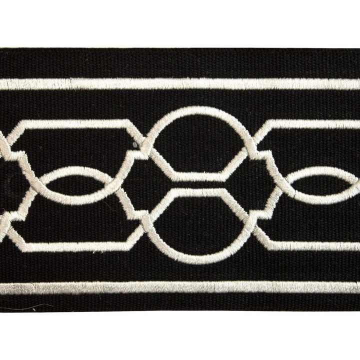 BD118 Border 4" Tuxedo by RM CoCo Trim Creative Threads II 100% Cotton Base 100% Rayon Embroidery See Sample 0 Horizontal: 4 and Vertical: 3.75 4 - Fabric Carolina -
