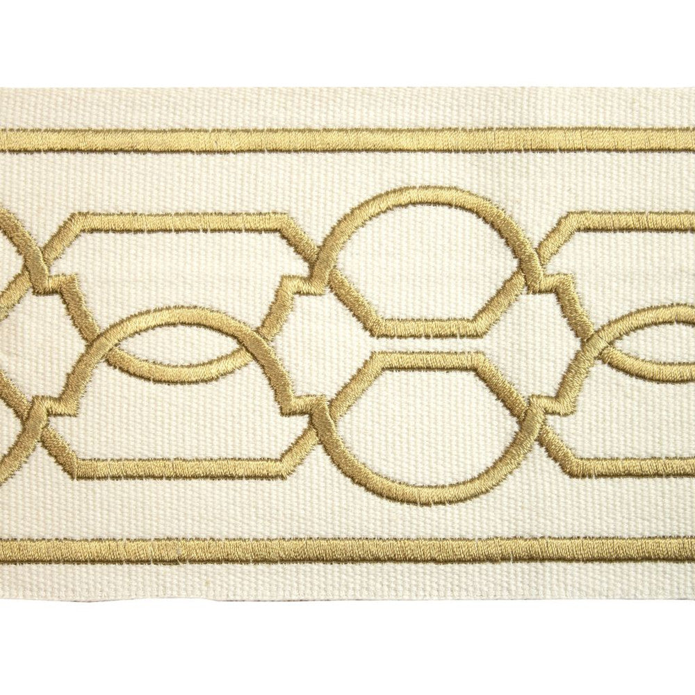 BD118 Border 4" Spun Gold by RM CoCo Trim Creative Threads II 100% Cotton Base 100% Rayon Embroidery See Sample 0 Horizontal: 4 and Vertical: 3.75 4 - Fabric Carolina -