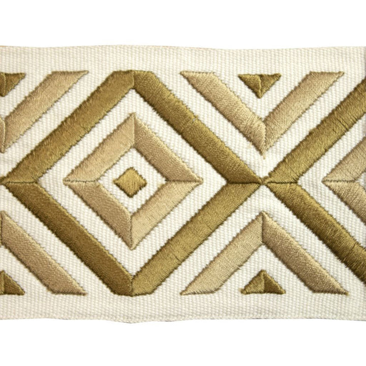BD119 Border 4" Old Gold by RM CoCo Trim Creative Threads II 100% Cotton Base 100% Rayon Embroidery See Sample 0 Horizontal: 4 and Vertical: 3.75 4 - Fabric Carolina -