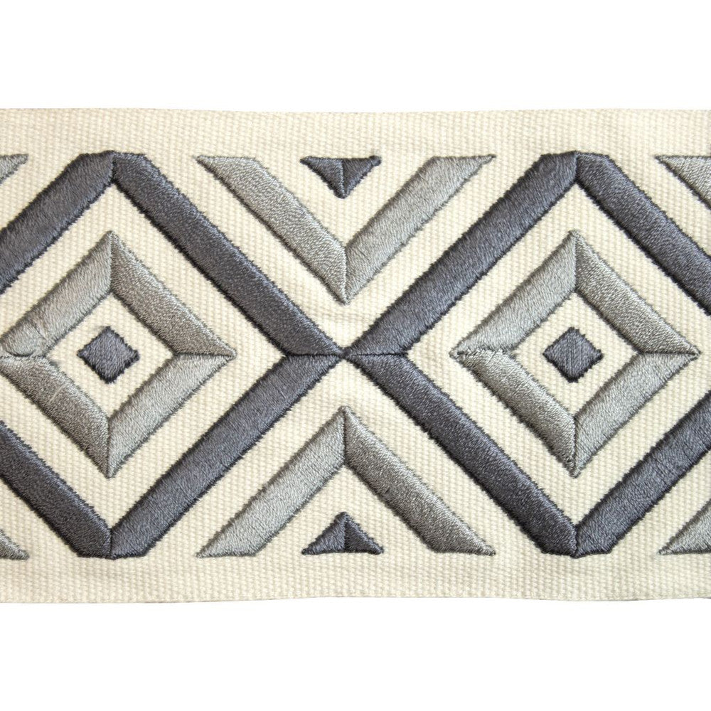 BD119 Border 4" Pewter by RM CoCo Trim Creative Threads II 100% Cotton Base 100% Rayon Embroidery See Sample 0 Horizontal: 4 and Vertical: 3.75 4 - Fabric Carolina -