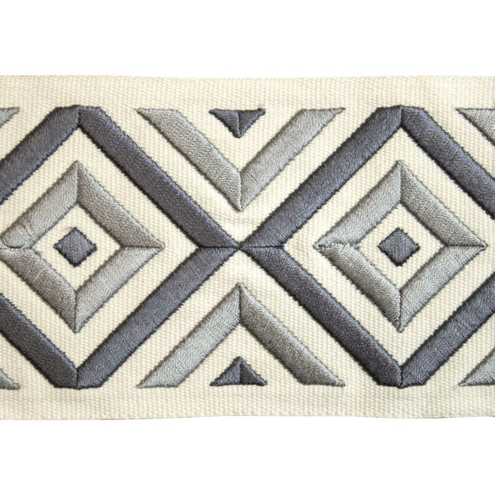 BD119 Border 4" Pewter by RM CoCo Trim Creative Threads II 100% Cotton Base 100% Rayon Embroidery See Sample 0 Horizontal: 4 and Vertical: 3.75 4 - Fabric Carolina -