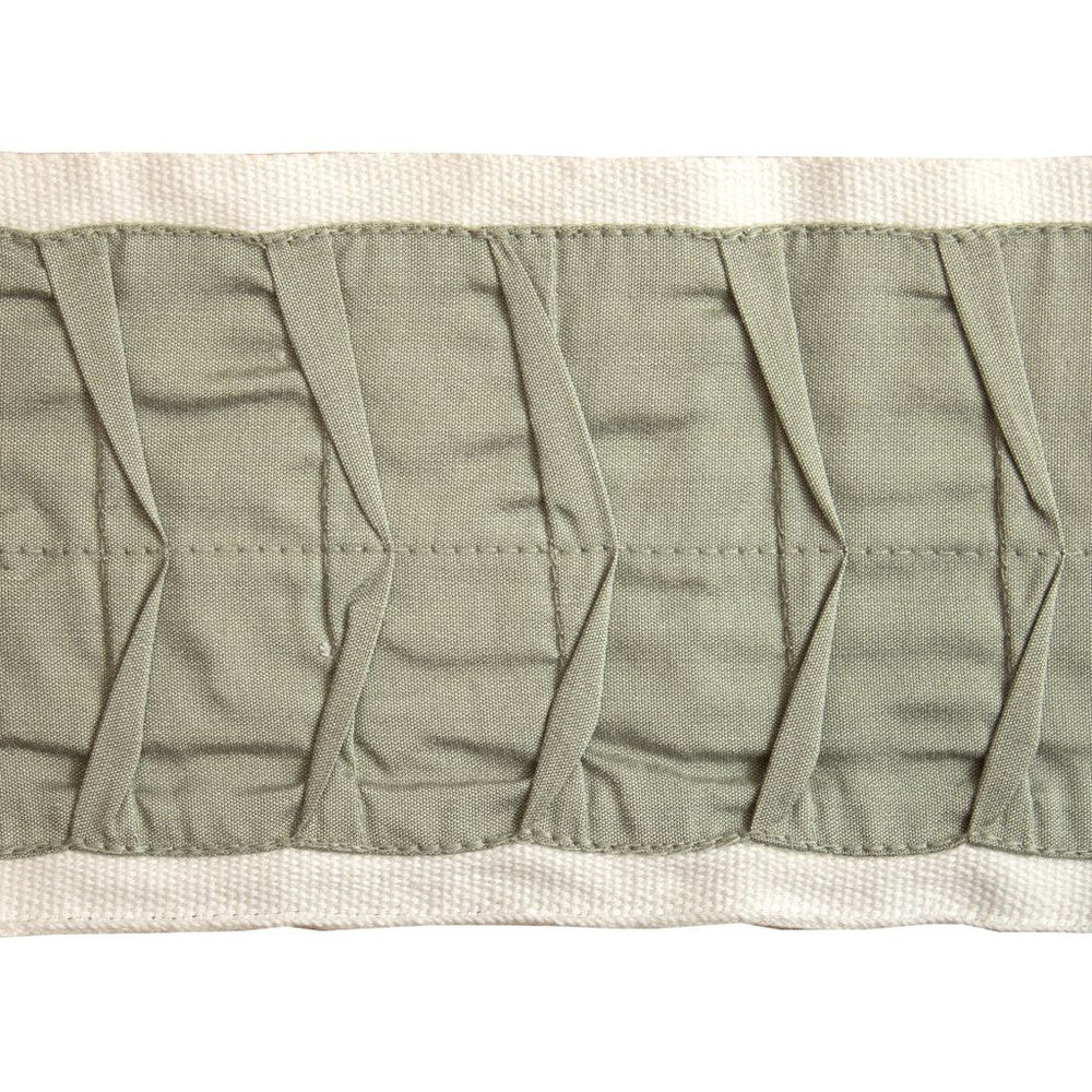 BD125 Border 4" Seamist by RM CoCo Trim Creative Threads III 100% Cotton Base 100% Rayon Embroidery See Sample 0 Horizontal: 4 and Vertical: 1.25 4 - Fabric Carolina -