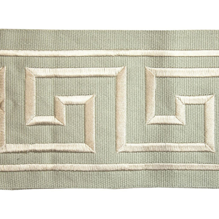 BD130 Border 4" Spa by RM CoCo Trim Creative Threads IV 100% Cotton Base 100% Rayon Embroidery See Sample 0 Horizontal: 4 and Vertical: 3 4 - Fabric Carolina -
