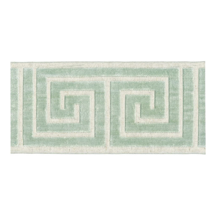 BD133 Border 7" Glacier by RM CoCo Trim Creative Threads V 58% Rayon 31% Polyester 11% Linen See Sample 0 Horizontal: 7 and Vertical: 13.5 7 - Fabric Carolina -