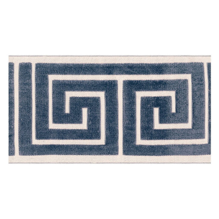 BD133 Border 7" Shadow by RM CoCo Trim Creative Threads V 58% Rayon 31% Polyester 11% Linen See Sample 0 Horizontal: 7 and Vertical: 13.5 7 - Fabric Carolina -