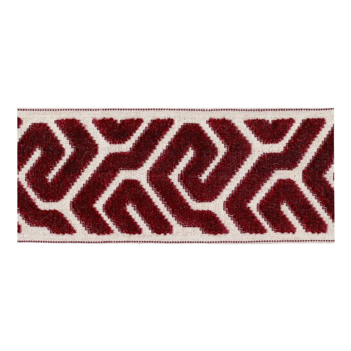 BD134 Border 3.5" Garnet by RM CoCo Trim Creative Threads VI 58% Rayon 31% Polyester 11% Linen See Sample 0 Horizontal: 3.5 and Vertical: 4 3.5 - Fabric Carolina -