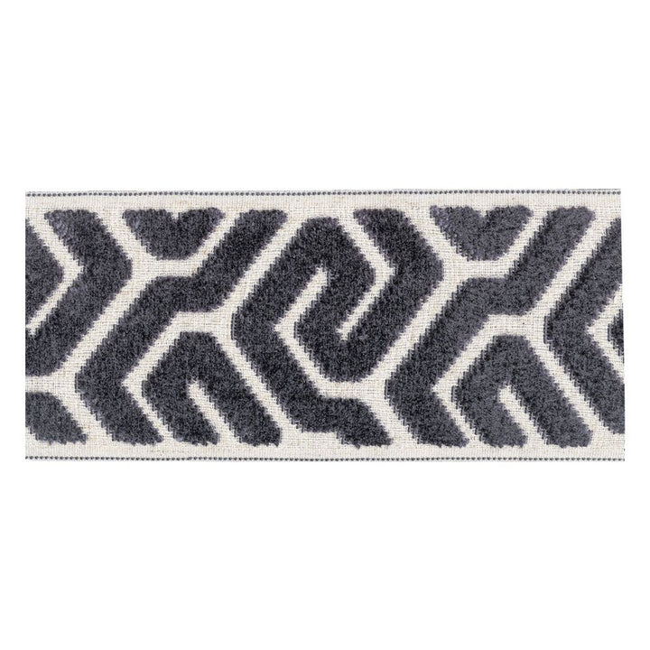 BD134 Border 3.5" Shadow by RM CoCo Trim Creative Threads VI 58% Rayon 31% Polyester 11% Linen See Sample 0 Horizontal: 3.5 and Vertical: 4 3.5 - Fabric Carolina -