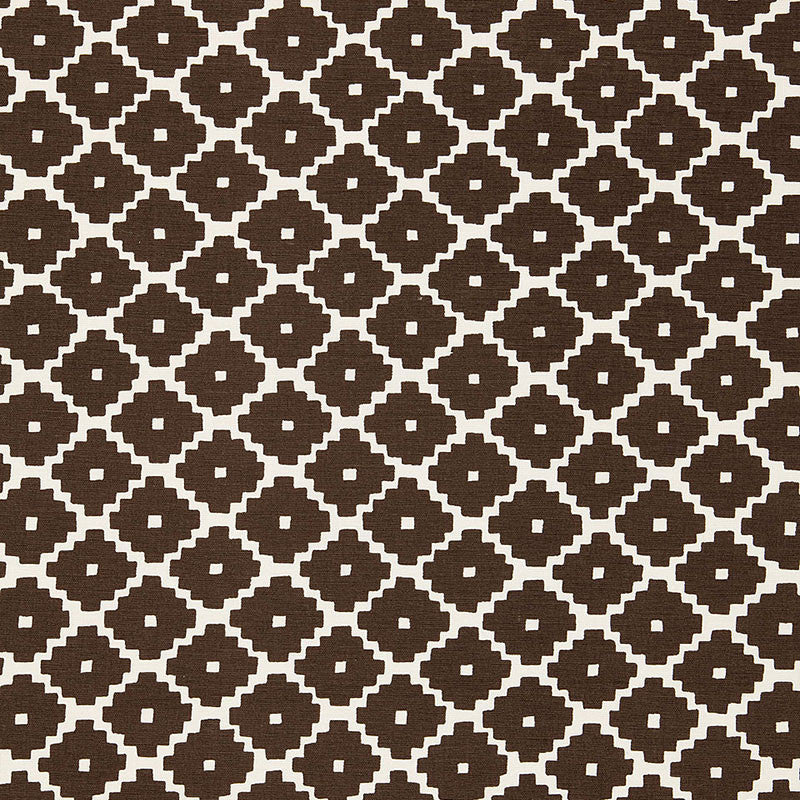 Ziggurat Java 174485 by Schumacher Fabric Schumacher Fabric Ziggurat Java 174485Fabric COTTON 100% INDIA </p><p>Repeat: H: HORZ. 4 1/2" (11CM) , V: VERT. 6 3/4" (17CM) 54 - Fabric Carolina -