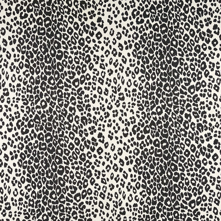 Iconic Leopard Graphite 175722 by Schumacher Fabric ESSENTIALS: ANIMAL PRINTS & WOVENS LINEN 100% BELGIUM </p><p>Repeat: Horizontal: 26 1/2" (67CM) and Vertical: 26 3/4" (68CM) 53 - Fabric Carolina -