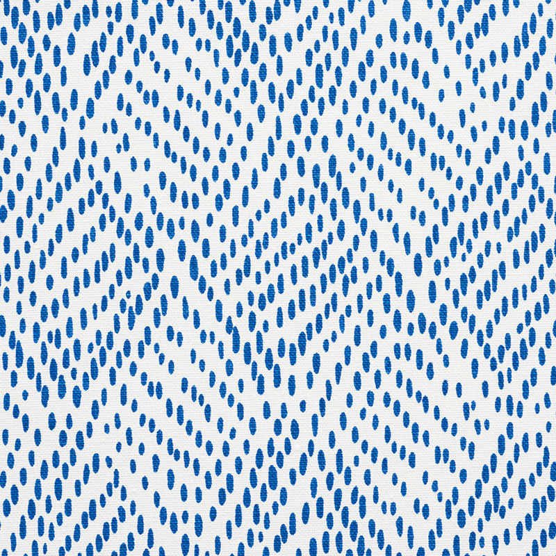 Duma Diamond Blue 177763 by Schumacher Fabric ESSENTIALS: SMALL-SCALE PRINTS See Sample TURKEY HEAVY DUTY </p><p>Repeat: Horizontal: 6 3/4" (17CM) and Vertical: 6 1/4" (16CM) 54" (137CM) - Fabric Carolina -