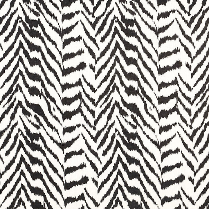 Quincy Hand Print Black 179410 by Schumacher Fabric HAPPY TOGETHER II LINEN 100% INDIA </p><p>Repeat: Horizontal: 13" (33CM) and Vertical: 15 1/2" (39CM) 54 - Fabric Carolina -