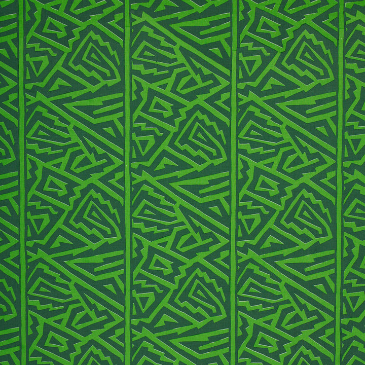 Jagged Maze Green 180323 by Schumacher Fabric Schumacher Fabric Jagged Maze Green 180323Fabric COTTON 100% INDIA </p><p>Repeat: H: HORZ. 7 5/7" (20CM), V: VERT. 11 3/4" (30CM) 54" (137CM) - Fabric Carolina -