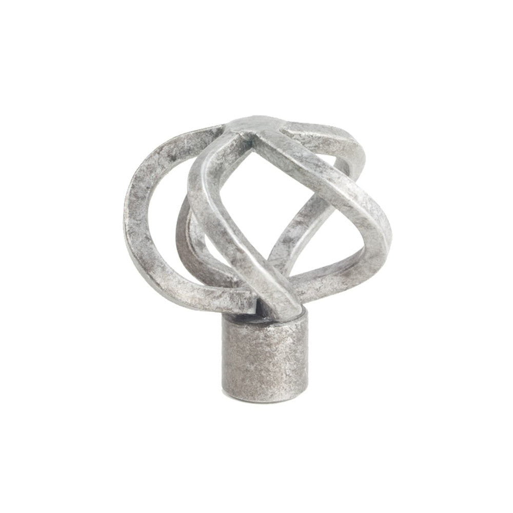Basket Finial 4 Silver by Stout Hardware Stout Hardware Basket Finial 4 SilverHardware 1/2 INCH METAL Fabric HARDWARE - IRRESISTIBLE USA </p><p>Repeat: H: 0.000, V: 0.5 in - Fabric Carolina -