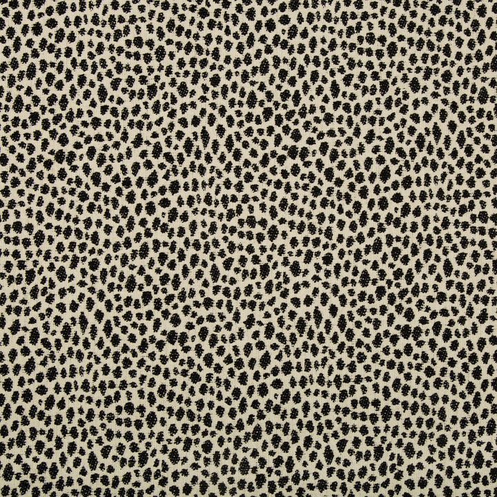 Mago Ebony by Lee Jofa Fabric MERKATO COTTON - 36%;VISCOSE - 29%;LINEN - 20%;POLYESTER - 15% Italy HEAVY Horizontal: 7.59 and Vertical: 11.22 53.15 - Fabric Carolina -