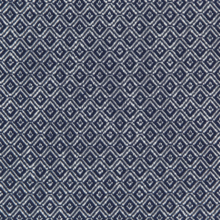 Seaford Weave Navy by Lee Jofa Fabric Lee Jofa Fabric Seaford Weave NavyFabric LINFORD WEAVES POLYESTER - 55%;COTTON - 45% United States </p><p>Repeat: H: 0.906, V: 1.13 54.5 - Fabric Carolina -