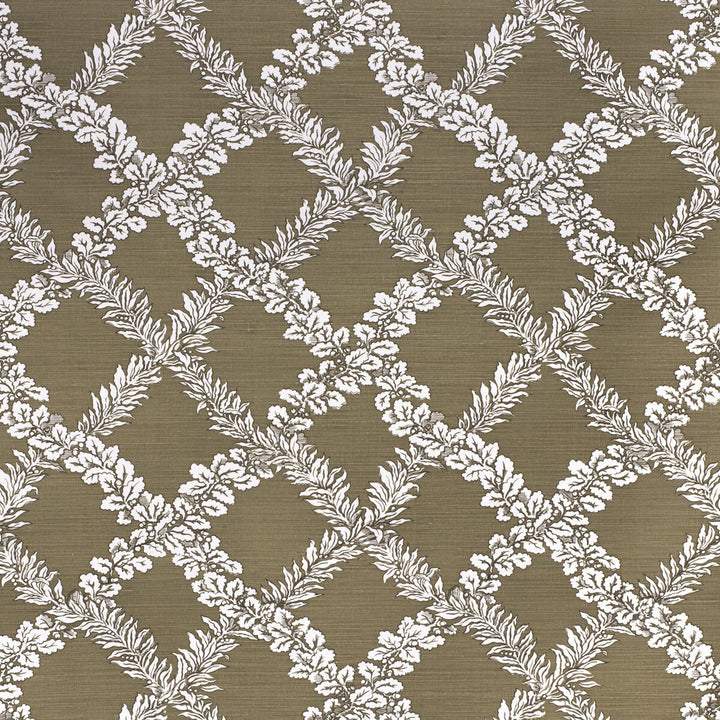 Leaf Trellis Green by Lee Jofa Fabric PAOLO MOSCHINO FABRICS LINEN - 67%;COTTON - 33% United Kingdom HEAVY Horizontal: 16.93 and Vertical: 16.14 53.94 - Fabric Carolina -