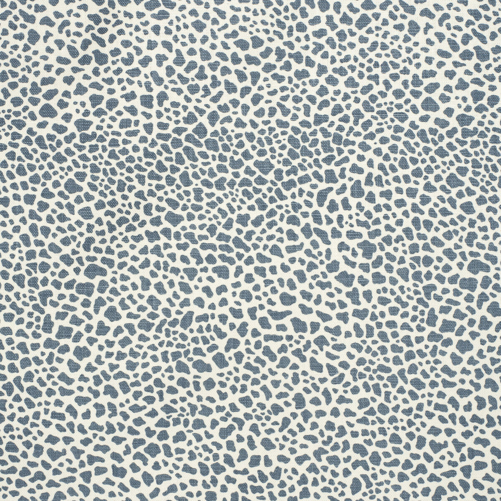 Safari Linen Blue by Lee Jofa Fabric PAOLO MOSCHINO FABRICS LINEN - 100% United Kingdom MEDIUM Horizontal: 11.81 and Vertical: 15.75 56.3 - Fabric Carolina -