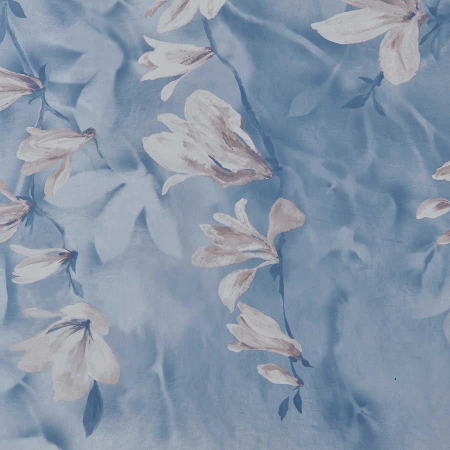 Trailing Magnolia (Wp) # 03 Chambray by 1838 Wallcoverings Wallpaper Pavilion STRAIGHT PASTE THE WALL UNITED KINGDOM V-118"H-81.9" 20.5"X13.7YD - Fabric Carolina -