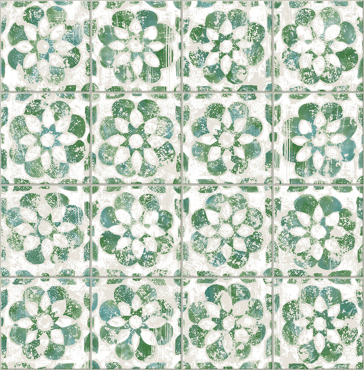 Izeda Green Floral Tile Wallpaper by Advantage Splash Covers about 56.4 square feet 20.5-in by 33-ft long roll Unpasted 20.9 - Fabric Carolina -