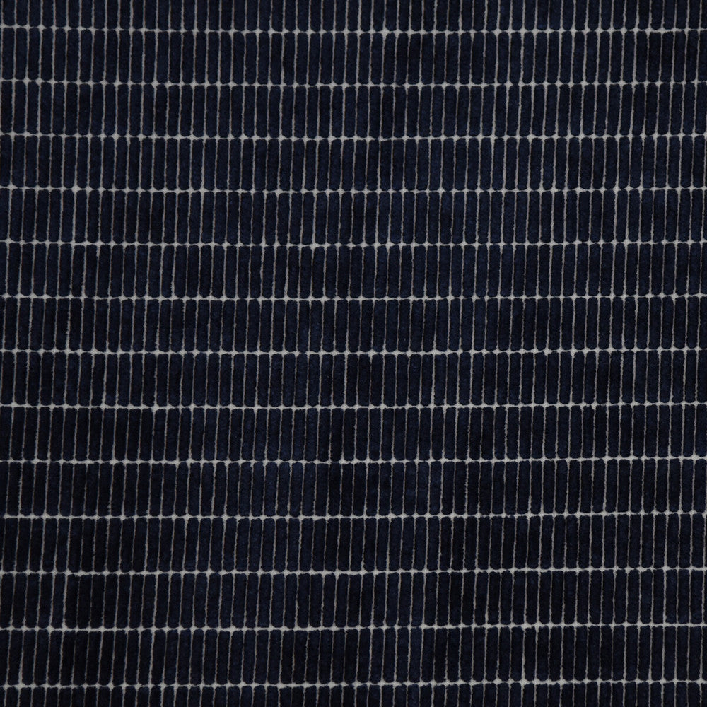 Boarding Pass Ink by Kravet Couture Fabric INDIGO VISCOSE - 38%;COTTON - 37%;LINEN - 25% Italy HEAVY Horizontal: - and Vertical: 1.2 55 - Fabric Carolina -