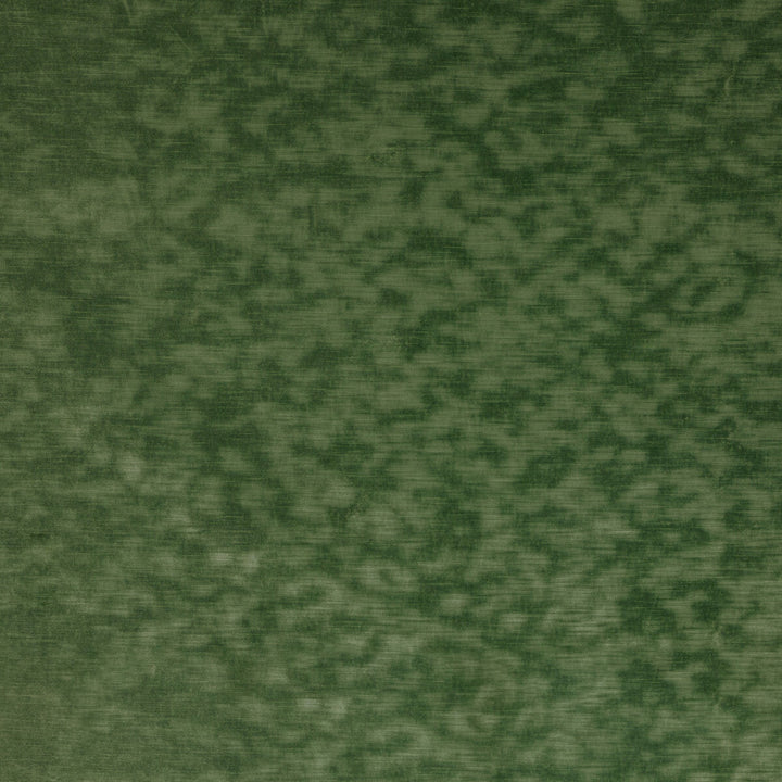 High Impact Leaf by Kravet Couture Fabric Kravet Couture Fabric High Impact LeafFabric VISCOSE - 62%;COTTON - 32%;POLYESTER - 6% Italy </p><p>Repeat: H: , V: 55 - Fabric Carolina -