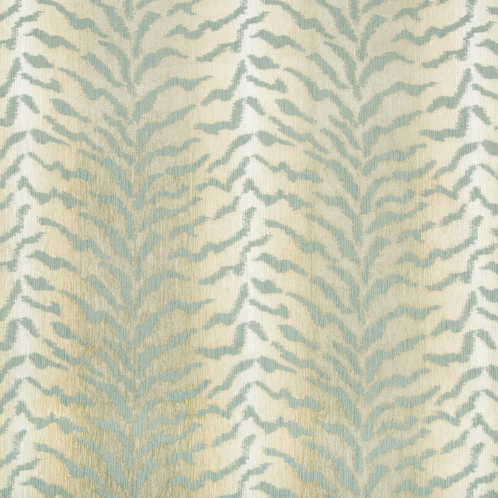 Kravet Design 34715-13 by Kravet Design Fabric Kravet Design Fabric Kravet Design 34715-13Fabric GIS RAYON - 48%;POLYESTER - 39%;COTTON - 13% United States </p><p>Repeat: H: 13.938, V: 14.063 55.5 - Fabric Carolina -