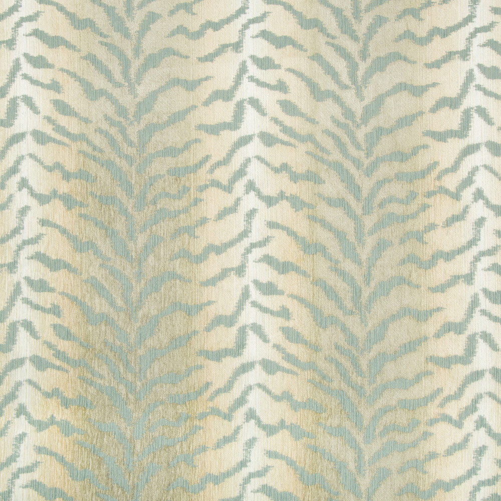 34715-13 by Kravet Design Designer Fabric GIS RAYON - 48%;POLYESTER - 39%;COTTON - 13% United States HEAVY Horizontal: 13.938 and Vertical: 14.063 55.5 - Swanky Fabrics -