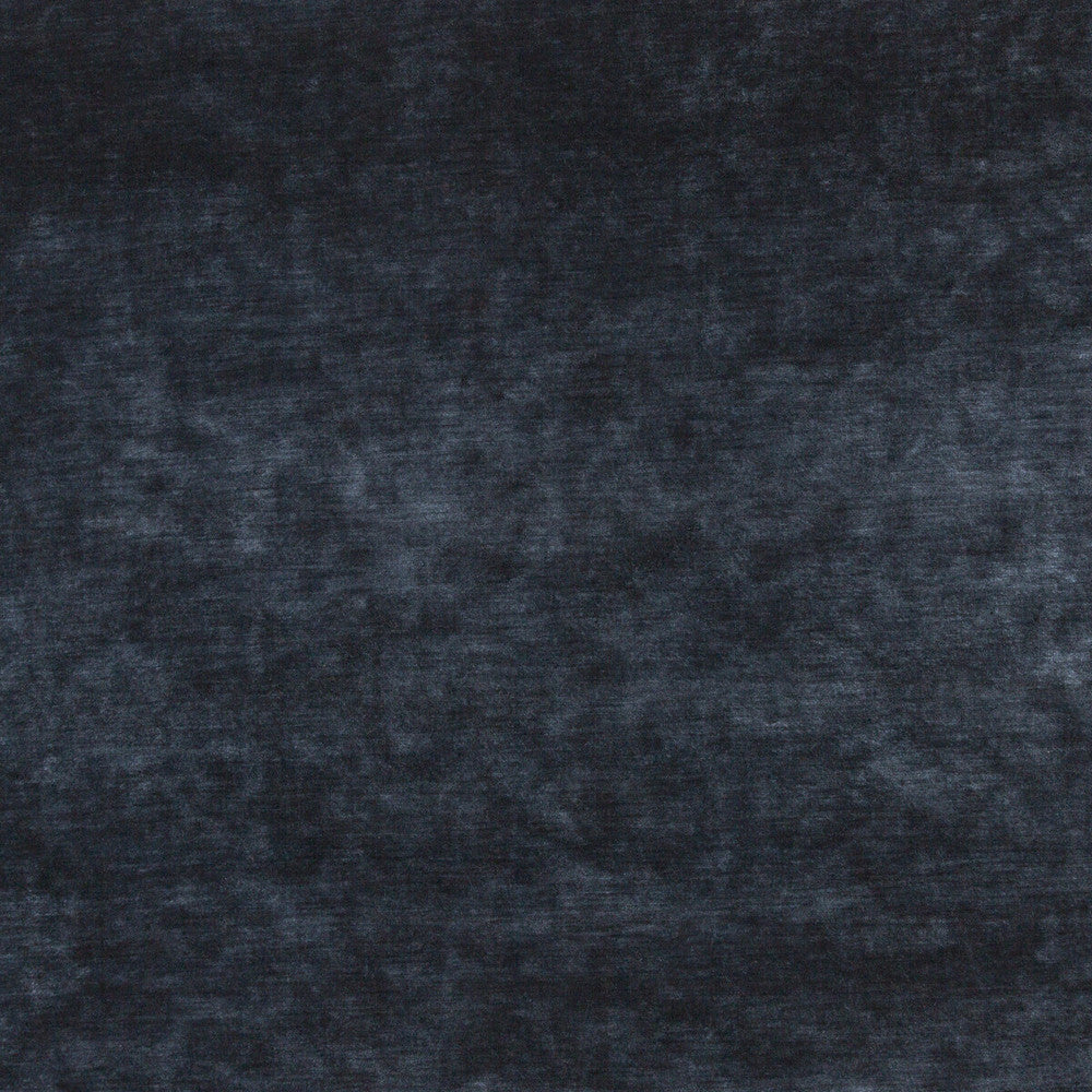 Queen'S Velvet Ink by Kravet Couture Fabric Kravet Couture Fabric Queen'S Velvet InkFabric ARTISAN VELVETS VISCOSE - 69%;COTTON - 19%;POLYESTER - 12% Italy </p><p>Repeat: H: , V: 55.16 - Fabric Carolina -