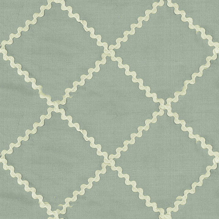 Rick Rack Diamond Mineral 3487003 by Schumacher Designer Fabric SCHUMACHER CHROMA SPR. '07 See Sample INDIA LIGHT DUTY </p><p>Repeat: Horizontal: 2 1/4" (6CM) and Vertical: 4 1/2" (11CM) 53" WIDE (135CM) - Swanky Fabrics -