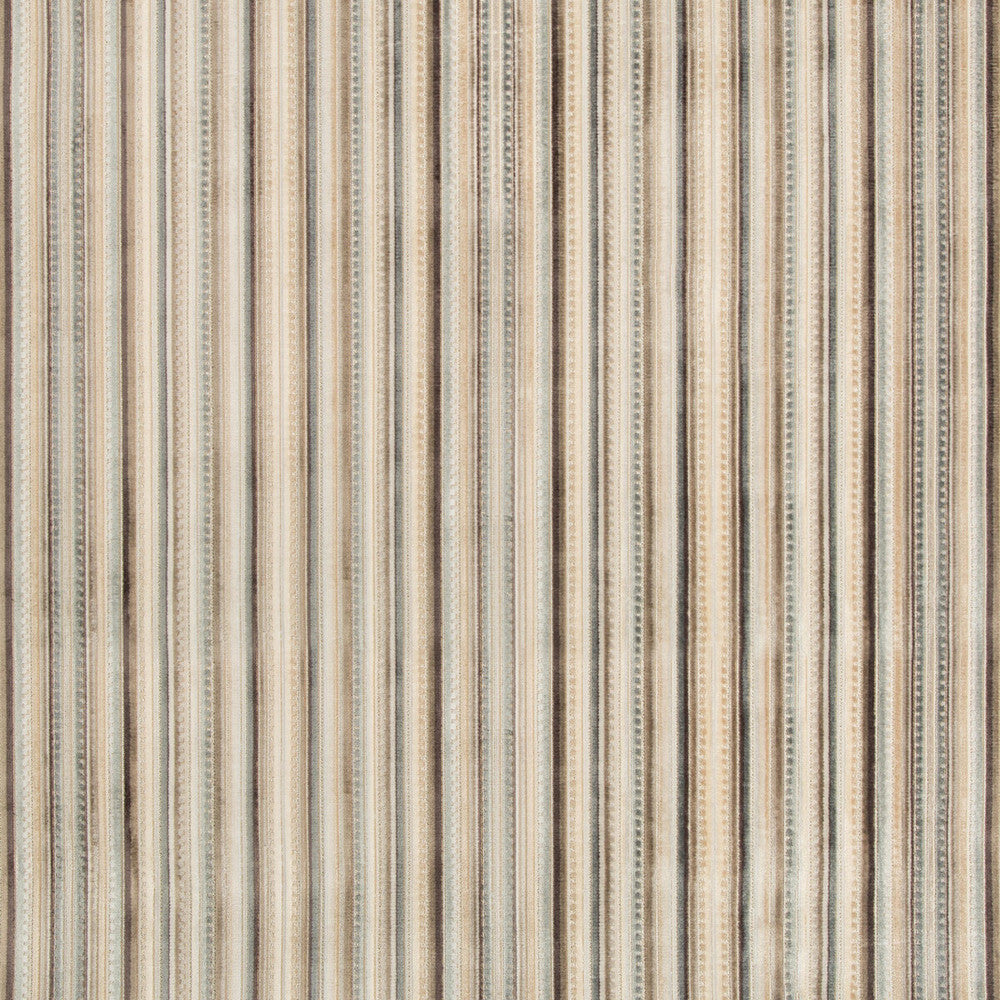34893-1611 by Kravet Design Fabric - VISCOSE - 52%;POLYESTER - 43%;COTTON - 5% Belgium HEAVY Horizontal: 13.8 and Vertical: - 54 - Fabric Carolina -