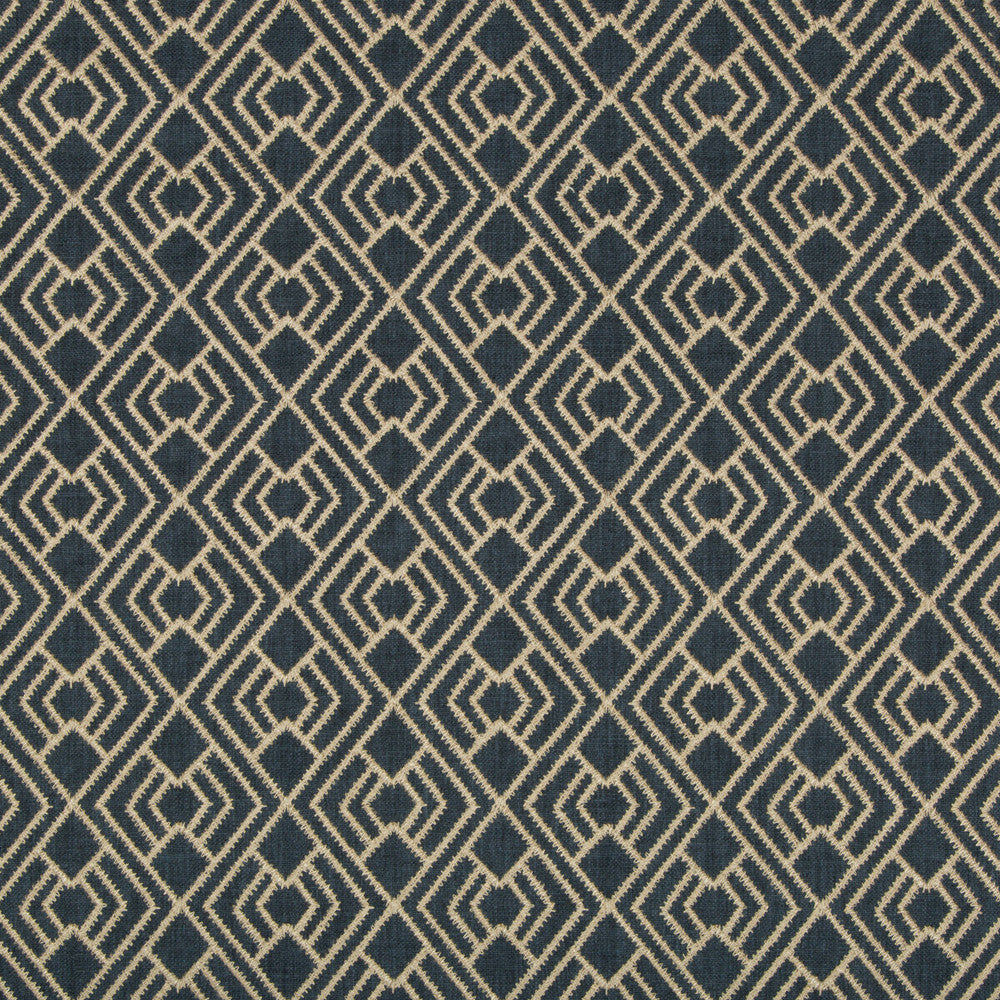 Kravet Basics 34900-516 by Kravet Basics Fabric Kravet Basics Fabric Kravet Basics 34900-516Fabric POLYESTER - 75%;COTTON - 25% India </p><p>Repeat: H: 3.25, V: 3.25 52 - Fabric Carolina -