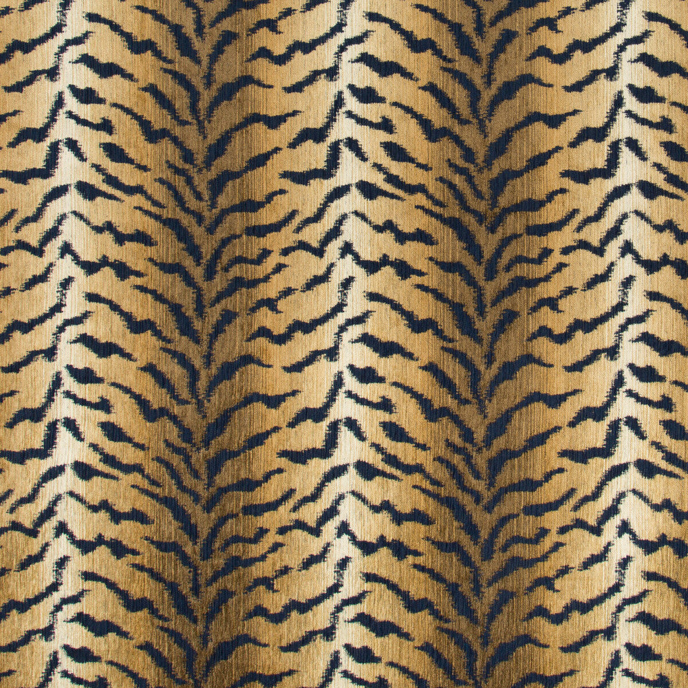 35010-516 by Kravet Design Fabric PERFORMANCE CRYPTON HOME RAYON - 48%;POLYESTER - 39%;COTTON - 13% United States HEAVY Horizontal: 13.938 and Vertical: 14 55.5 - Fabric Carolina -
