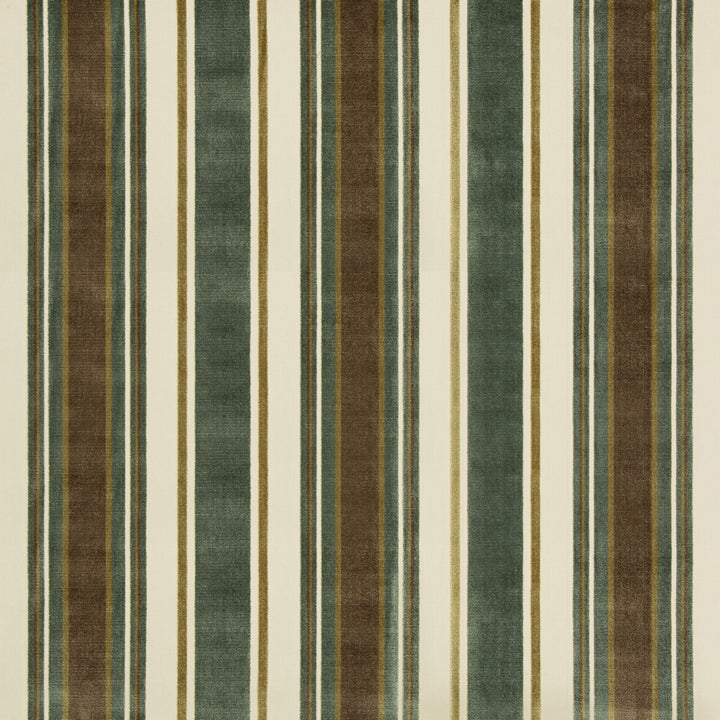 Etiquette Velvet Bayside by Kravet Design Fabric Kravet Design Fabric Etiquette Velvet BaysideFabric VISCOSE - 58%;COTTON - 42% India </p><p>Repeat: H: 10.9, V: 0 54 - Fabric Carolina -