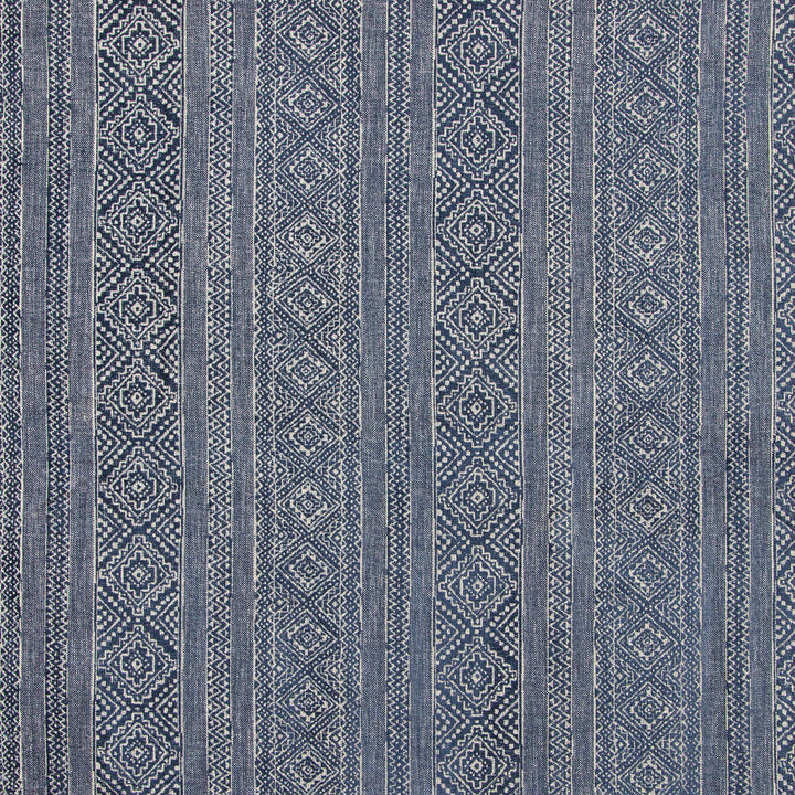 Wanderwide Navy by Kravet Couture Fabric MODERN COLORS-SOJOURN COLLECTION COTTON - 34%;VISCOSE - 30%;LINEN - 24%;BAMBOO - 7%;POLYAMIDE - 5% Belgium HEAVY Horizontal: 16.93 and Vertical: 13 51 - Fabric Carolina -