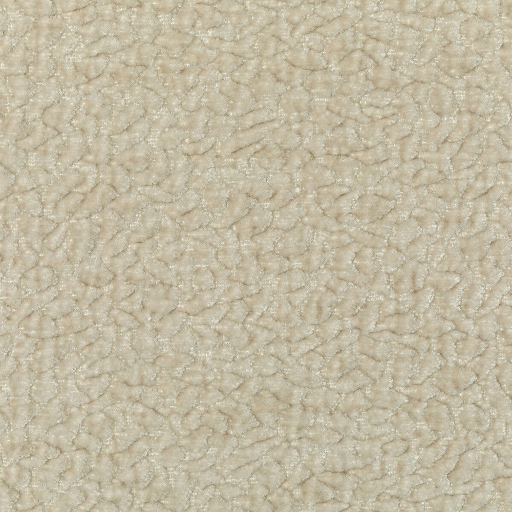 Barton Chenille Sand by Kravet Smart Fabric Kravet Smart Fabric Barton Chenille SandFabric POLYESTER - 100% India </p><p>Repeat: H: 12, V: 4 54 - Fabric Carolina -