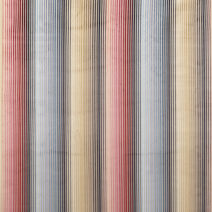 Jacaranda T50 by Kravet Couture Fabric Kravet Couture Fabric Jacaranda T50Fabric MISSONI HOME VISCOSE - 92%;POLYESTER - 8% Italy </p><p>Repeat: H: 26.38, V: 0 53 - Fabric Carolina -