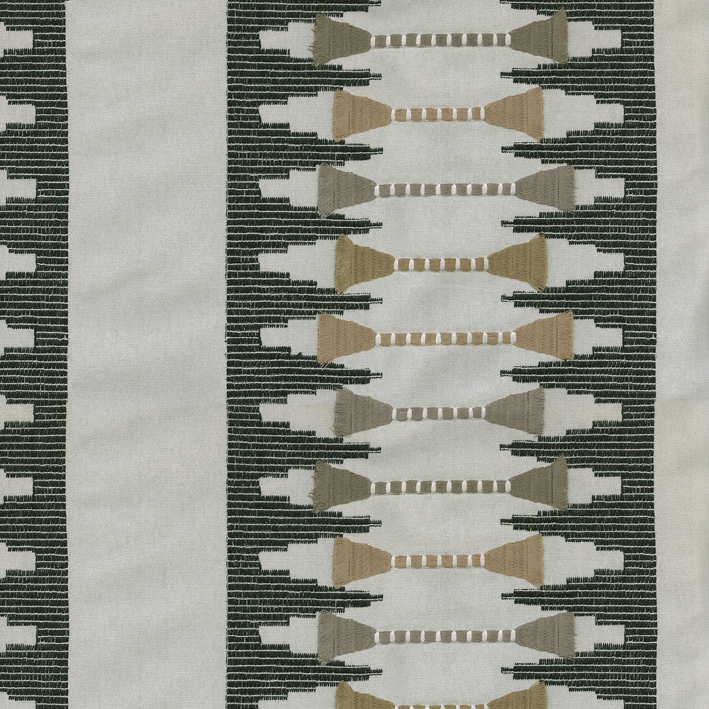 Le Souk Emb Sahara 408821 by PKL Studio Fabric - 100%Cotton Embroid:100%Polyester INDIA 51000 Horizontal: 14.5 and Vertical: 12.25 57 - Fabric Carolina -