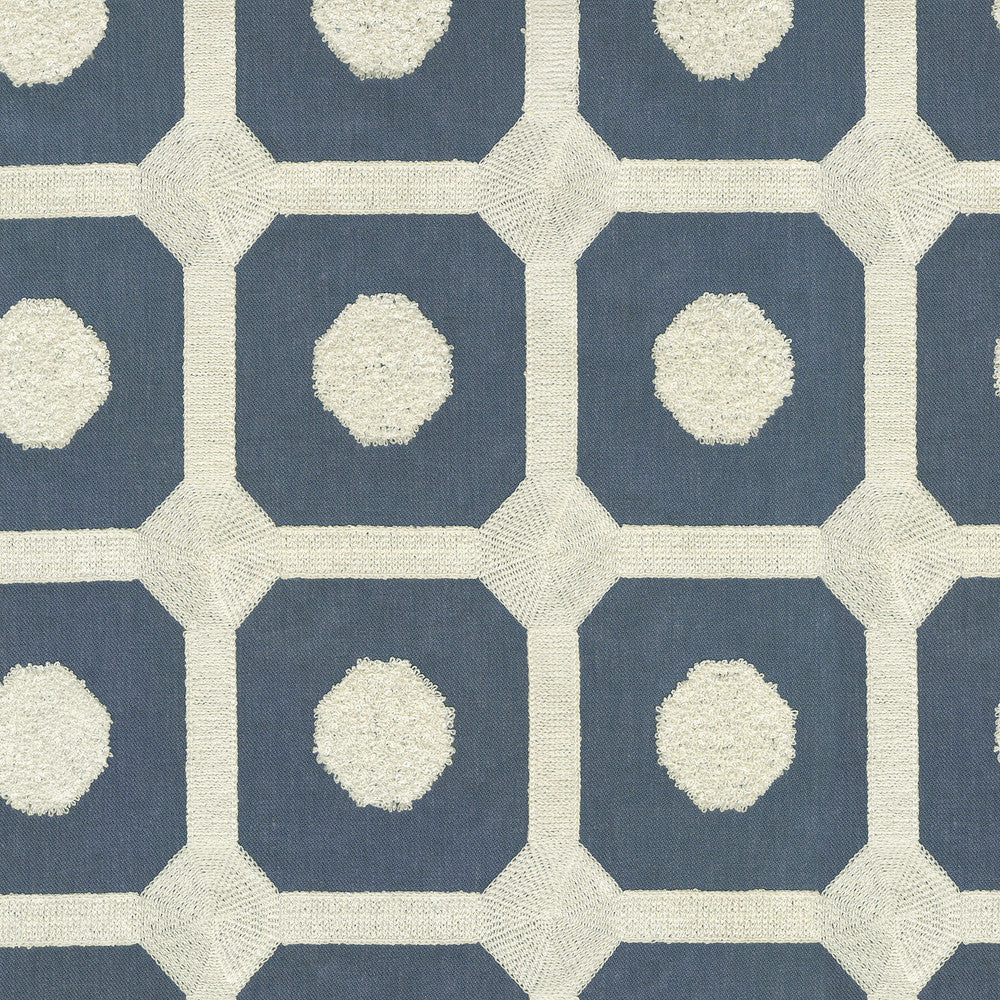 Needle And Thread Denim 410183 by PKL Studio Fabric - 68%Polyester 21%Linen 11%Cotton Embroid:100%Cotton INDIA 51000 Horizontal: 4.5 and Vertical: 4.7 54 - Fabric Carolina -