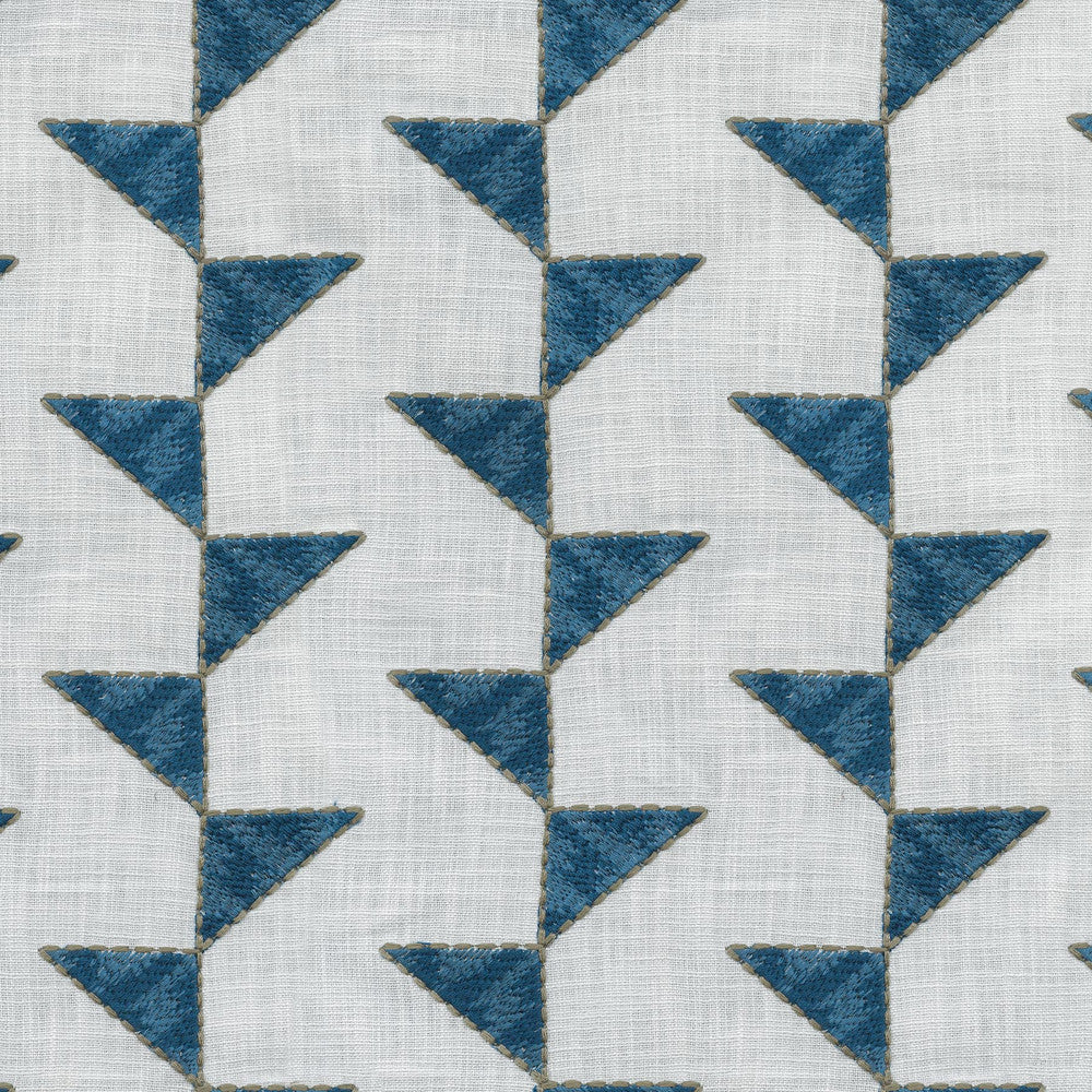 Align Emb Lapis 410501 by PKL Studio Fabric 100% cotton, EMB: 65% polyester, 35% viscose India 51000 Horizontal: 4.75 and Vertical: 4.75 55 - Fabric Carolina -