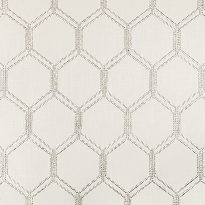 Kravet Basics 4686-1 by Kravet Basics Fabric Kravet Basics Fabric Kravet Basics 4686-1Fabric COTTON - 73%;POLYESTER - 27% India </p><p>Repeat: H: 5.375, V: 9.25 54 - Fabric Carolina -