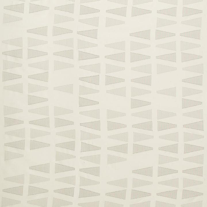 Kravet Design 4736-106 by Kravet Design Fabric Kravet Design Fabric Kravet Design 4736-106Fabric POLYESTER - 100% France </p><p>Repeat: H: 20, V: 16.5 118 - Fabric Carolina -