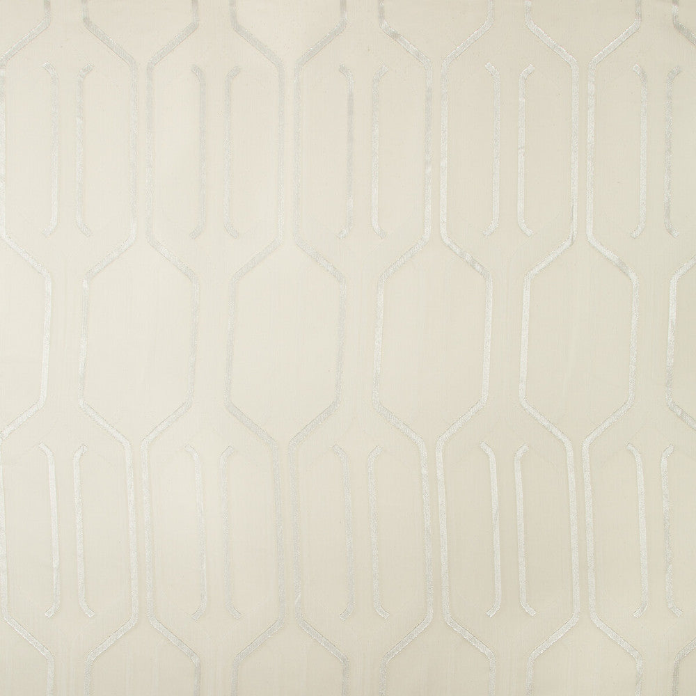 Kravet Basics 4758-11 by Kravet Basics Fabric Kravet Basics Fabric Kravet Basics 4758-11Fabric POLYESTER - 100% Turkey </p><p>Repeat: H: 9, V: 23 118 - Fabric Carolina -