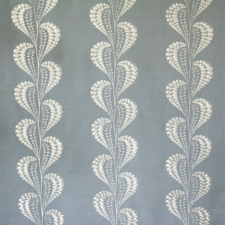 Tisza Chambray by Kravet Couture Fabric WINDSOR SMITH NAILA LINEN - 44%;COTTON - 29%;VISCOSE - 19%;SPUN POLYESTER - 8% India LIGHT Horizontal: 26 and Vertical: 13.3 51 - Fabric Carolina -